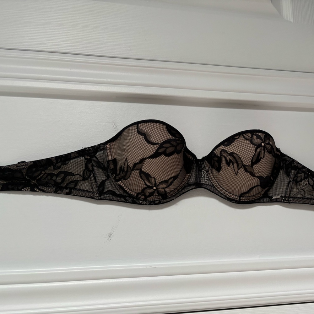 La Vie En Rose Black Lace Lingerie